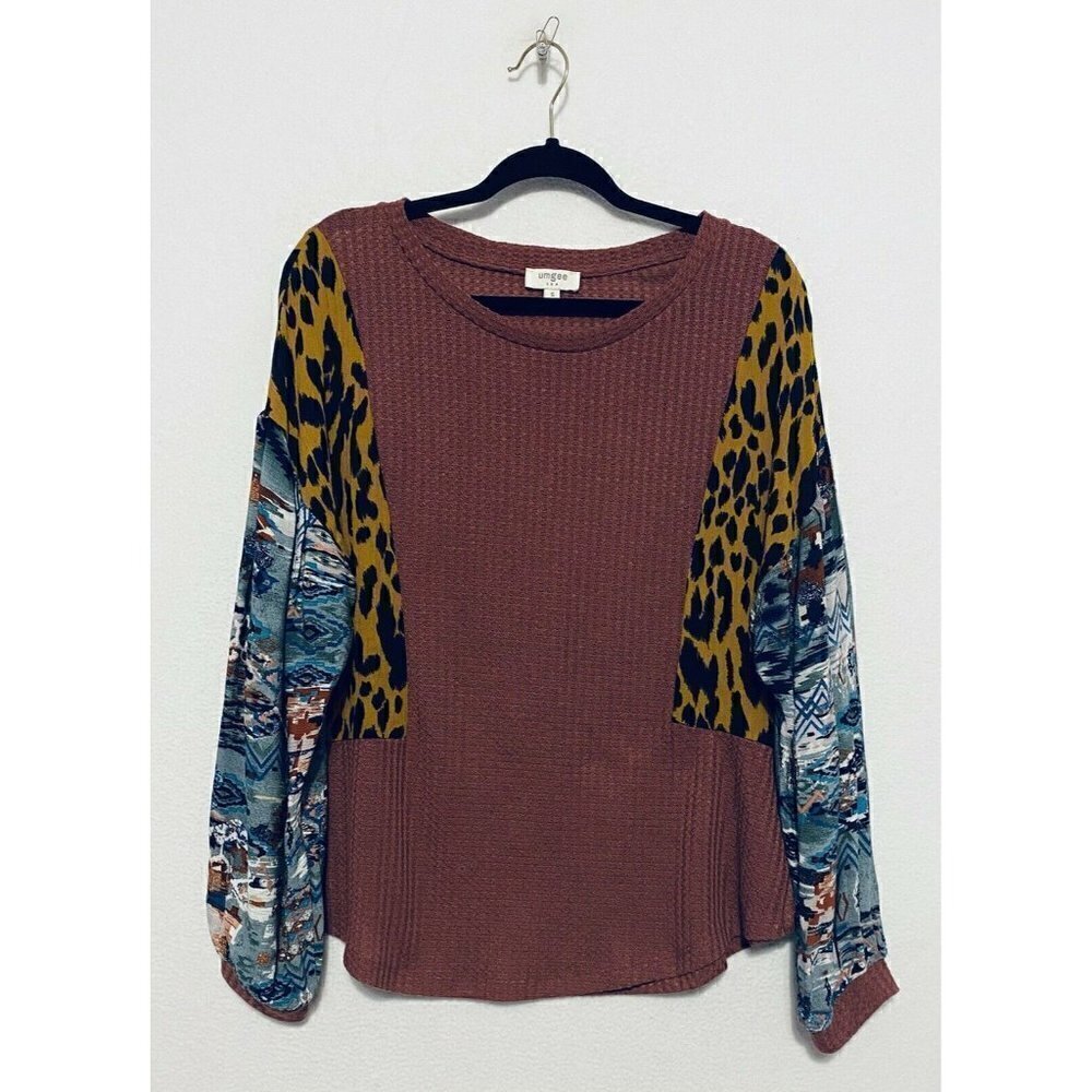 Umgee Womens Waffle Mixed Fabric Sleeve Top Cheetah Southwestern Small